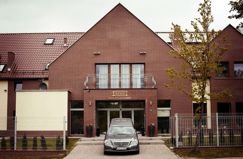 Ul. Ks. Gniatczyka 8, Jelenia Góra